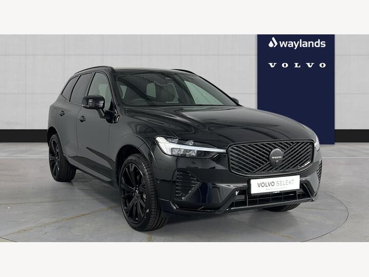 Volvo XC60 2.0 B5 MHEV Plus Black Edition Auto AWD Euro 6 (s/s) 5dr