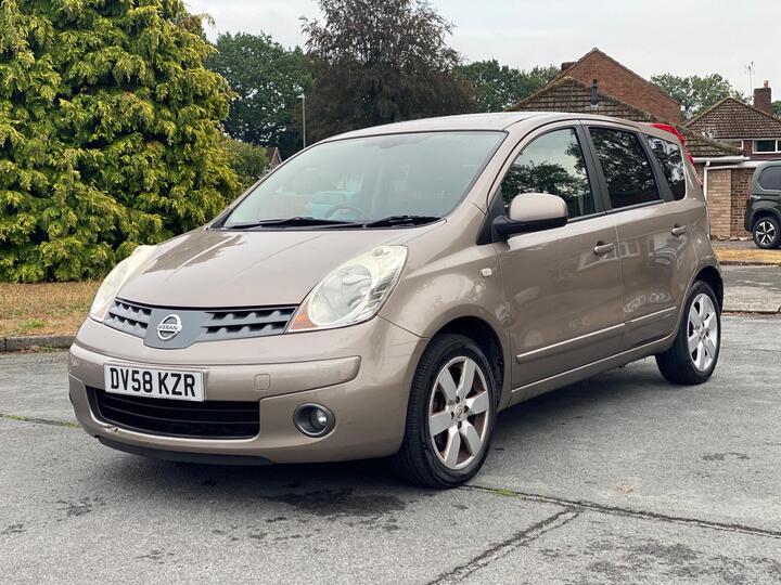 Nissan Note 1.6 16V Tekna Auto Euro 4 5dr