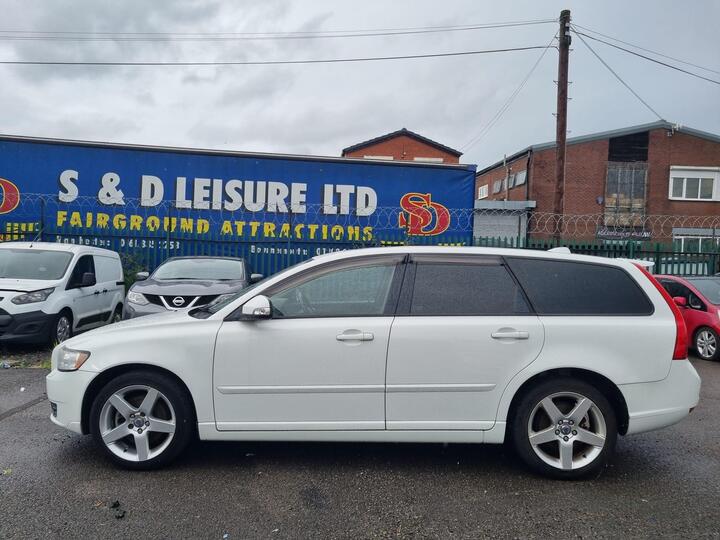 Volvo V50 AUTO  LEATHER SAT NAV LEATHER SUNROOF