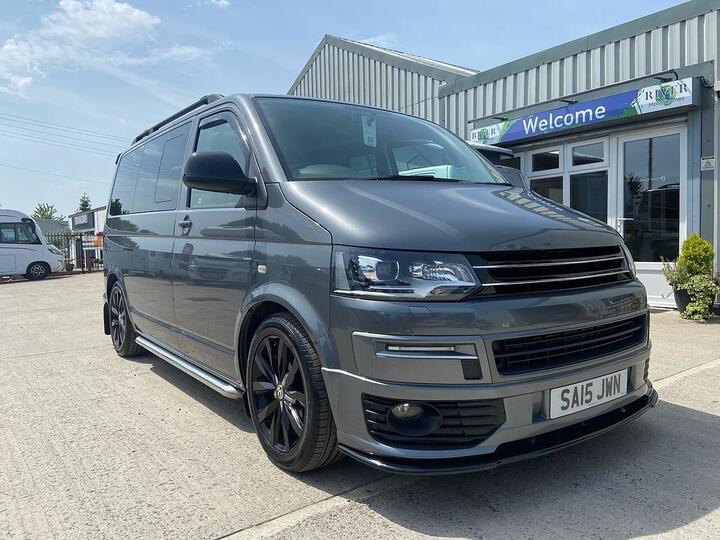 Volkswagen Transporter BiTDI BlueMotion Tech T30 Highline Combi Van 2.0 Automatic Diesel