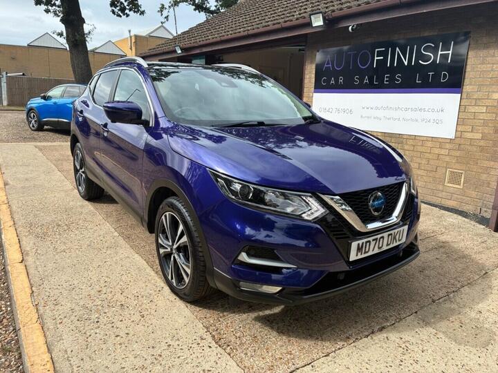 Nissan QASHQAI 1.3 DIG-T N-Connecta Euro 6 (s/s) 5dr