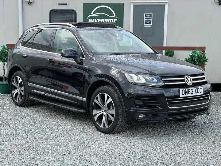 Volkswagen Touareg 3.0 TDI V6 BlueMotion Tech R-Line Tiptronic 4WD Euro 5 (s/s) 5dr