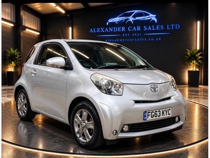 Toyota IQ 1.0 VVT-i 2 Euro 5 3dr