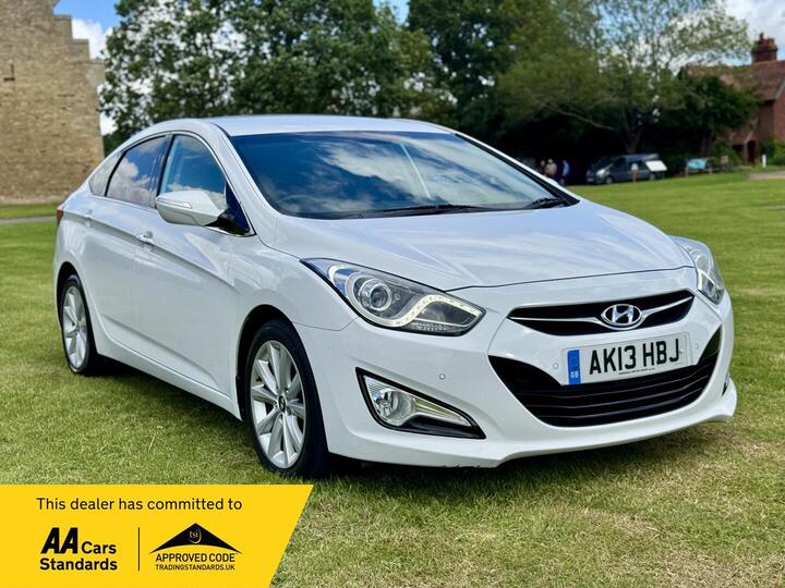 Hyundai I40 1.7 CRDi Style Auto Euro 5 4dr Hyundai I40 1.7 CRDi Style Auto Euro 5 4dr