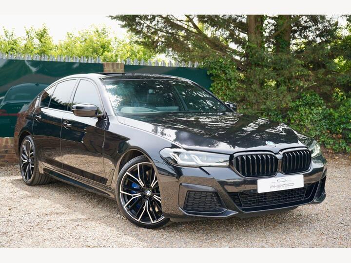 BMW 5 SERIES 3.0 530d MHT M Sport Steptronic XDrive Euro 6 (s/s) 4dr BMW 5 SERIES 3.0 530d MHT M Sport Steptronic XDrive Euro 6 (s/s) 4dr