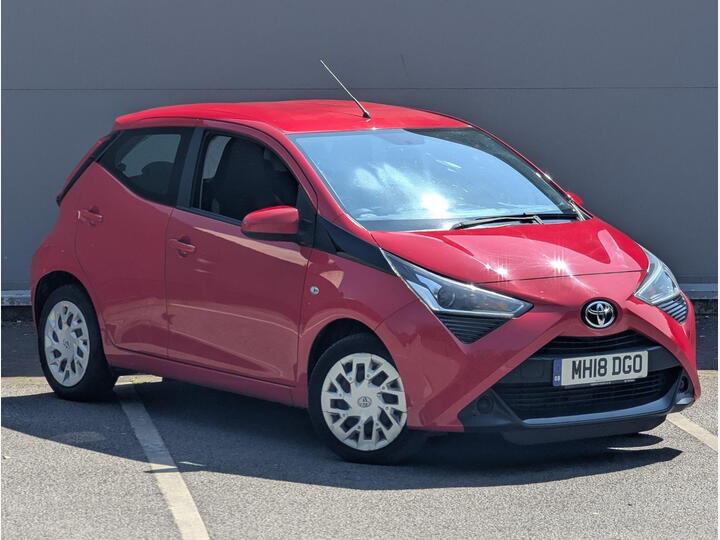 Toyota AYGO 1.0 VVT-i X-play Euro 6 5dr