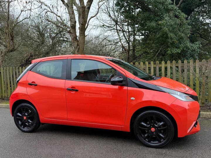 Toyota AYGO 1.0 VVT-i X-cite Euro 5 5dr Euro 5