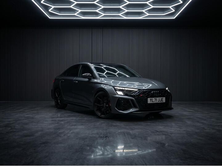 Audi RS3 2.5 TFSI Carbon Black S Tronic Quattro Euro 6 (s/s) 4dr