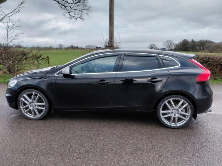 Volvo V40 2.0 D3 R-Design Pro Euro 6 (s/s) 5dr