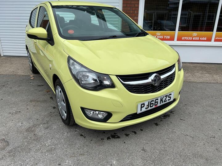 Vauxhall Viva 1.0i SE Euro 6 5dr (a/c) Vauxhall Viva 1.0i SE Euro 6 5dr (a/c)
