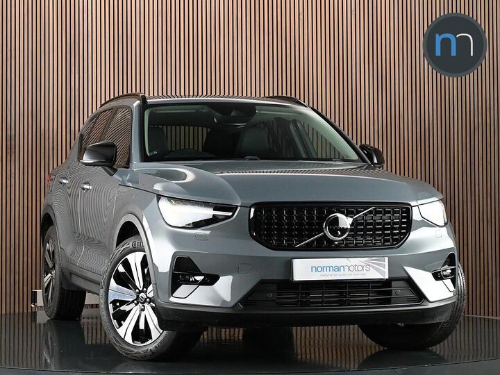 Volvo XC40 1.5h T5 Recharge 10.7kWh Ultimate Dark Auto Euro 6 (s/s) 5dr