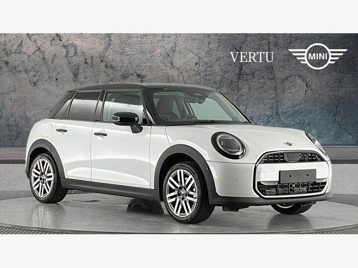MINI Cooper 1.5C Classic Steptronic Euro 6 (s/s) 5dr