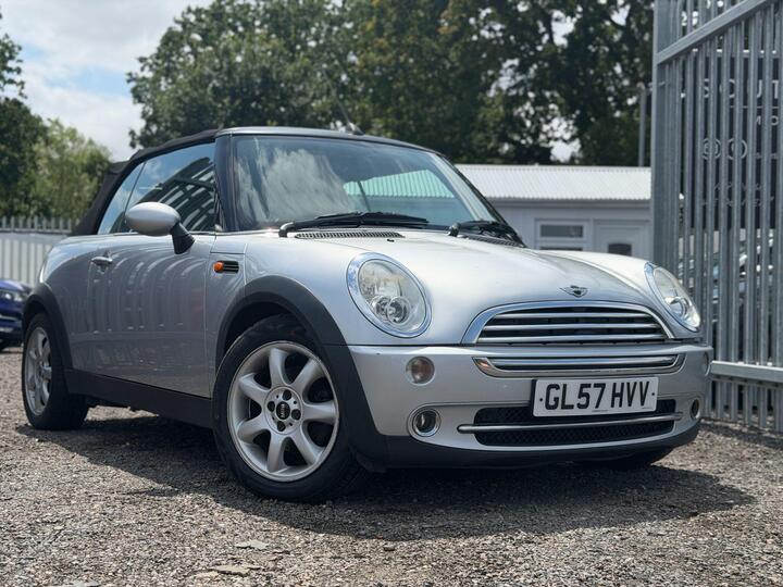 MINI Convertible 1.6 Cooper Euro 3 2dr MINI Convertible 1.6 Cooper Euro 3 2dr