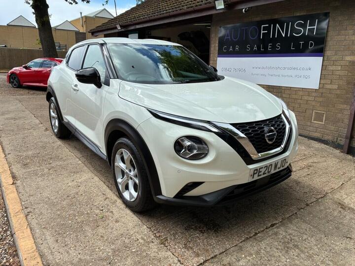 Nissan JUKE 1.0 DIG-T N-Connecta Euro 6 (s/s) 5dr