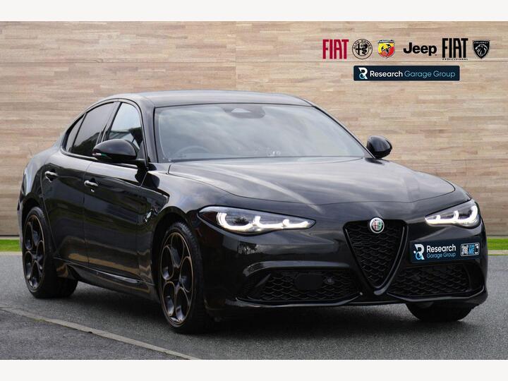 Alfa Romeo Giulia 2.0T Intensa Auto Euro 6 (s/s) 4dr Alfa Romeo Giulia 2.0T Intensa Auto Euro 6 (s/s) 4dr