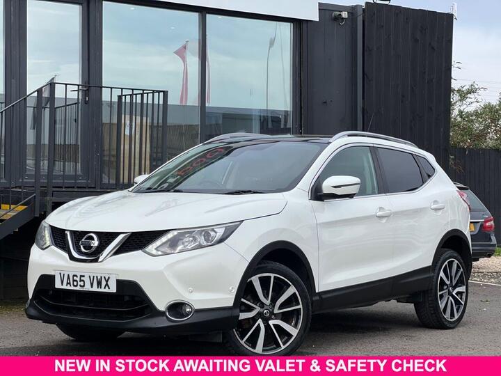 Nissan QASHQAI 1.6 DCi Tekna 4WD Euro 6 (s/s) 5dr