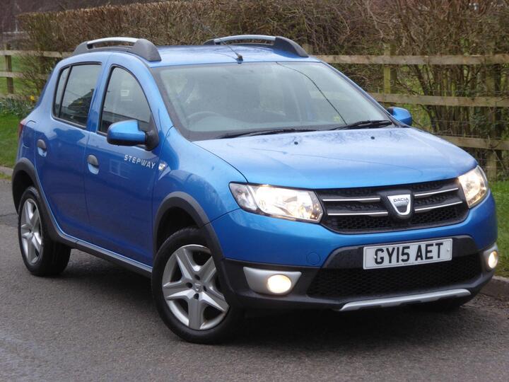 Dacia Sandero Stepway 1.5 DCi Laureate Euro 5 5dr Dacia Sandero Stepway 1.5 DCi Laureate Euro 5 5dr