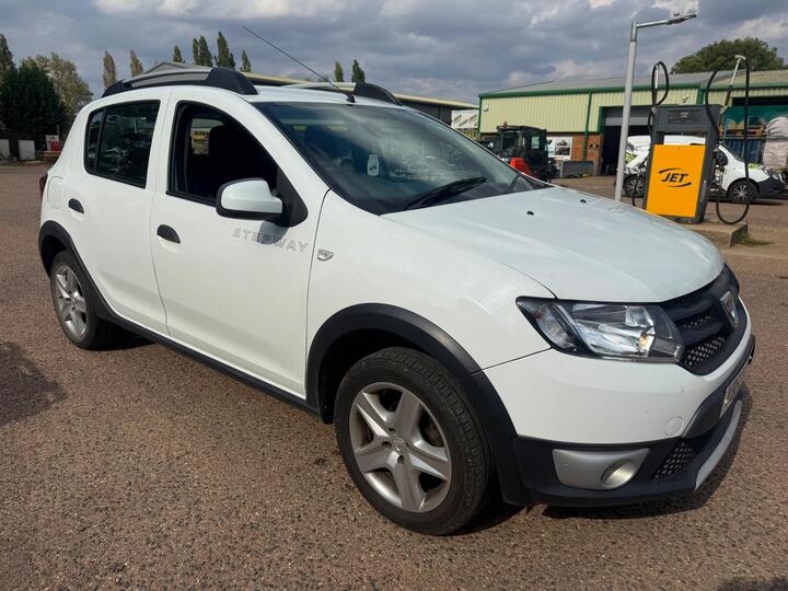 Dacia Sandero Stepway 0.9 TCe Ambiance Euro 5 5dr