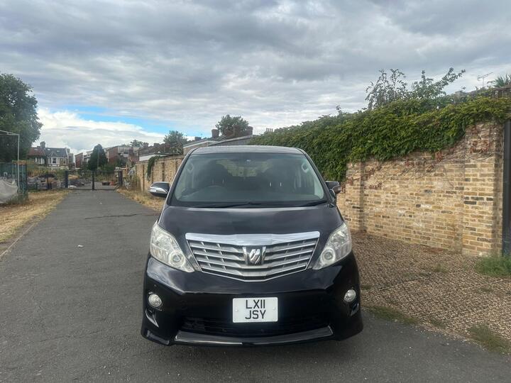 Toyota Alphard Toyota Alphard 2011 2.4 Petrol