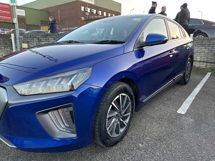 Hyundai IONIQ 38.3kWh Premium Auto 5dr