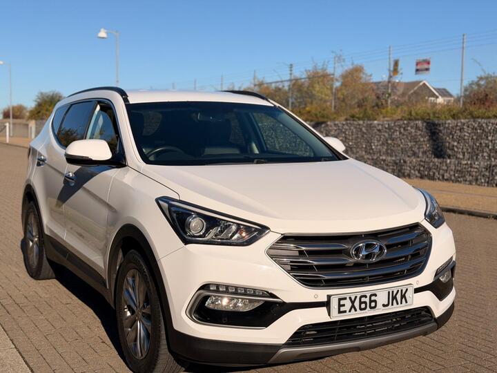 Hyundai Santa Fe 2.2 CRDi Blue Drive Premium Auto 4WD Euro 6 (s/s) 5dr (7 Seat)