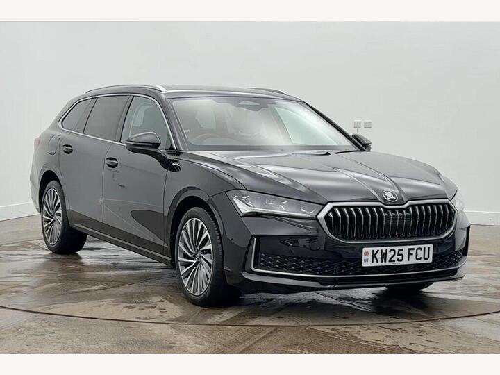 Skoda Superb Estate 2.0 TDI Laurin & Klement DSG 4WD Euro 6 (s/s) 5dr Skoda Superb Estate 2.0 TDI Laurin & Klement DSG 4WD Euro 6 (s/s) 5dr