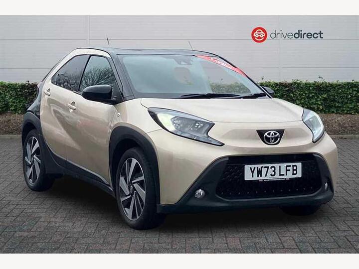 Toyota AYGO X 1.0 VVT-i Edge Euro 6 (s/s) 5dr Toyota AYGO X 1.0 VVT-i Edge Euro 6 (s/s) 5dr