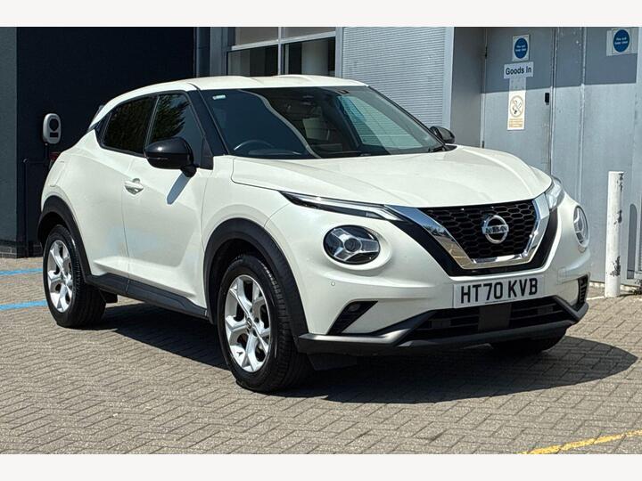 Nissan Juke 1.0 DIG-T N-Connecta DCT Auto Euro 6 (s/s) 5dr