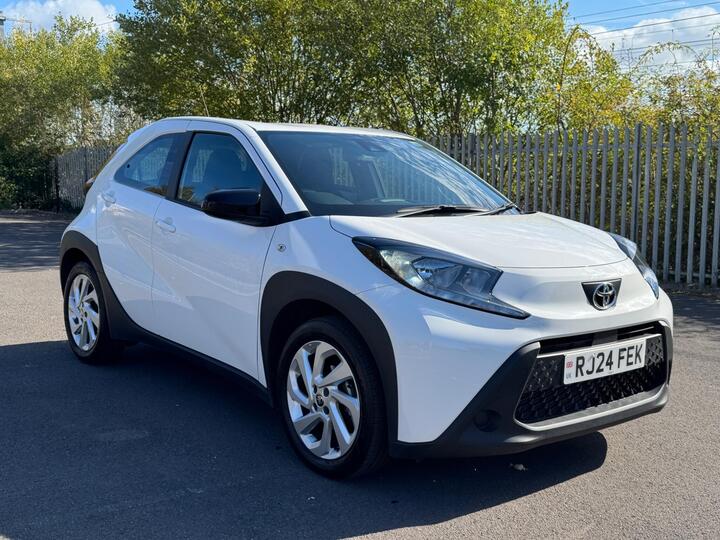 Toyota Aygo X 1.0 VVT-i Pure Euro 6 (s/s) 5dr