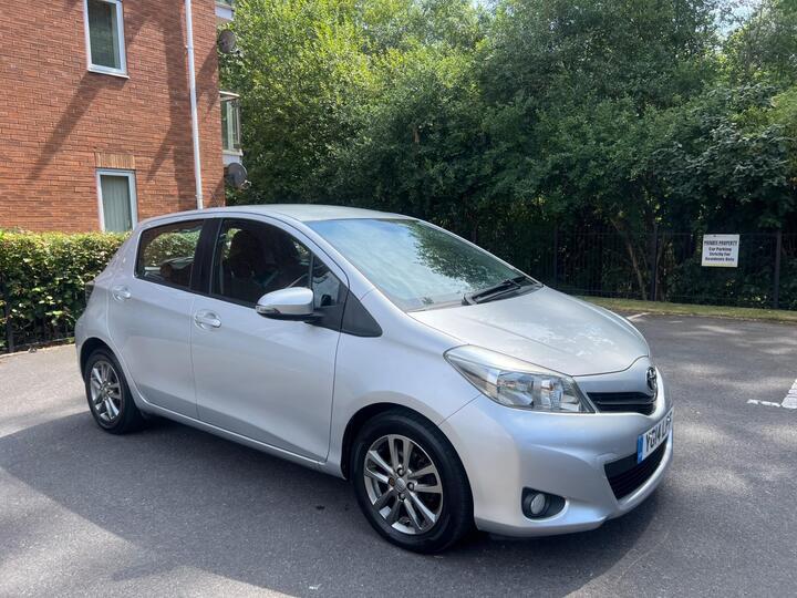 Toyota Yaris 1.33 Dual VVT-i Icon Plus Multidrive S Euro 5 5dr