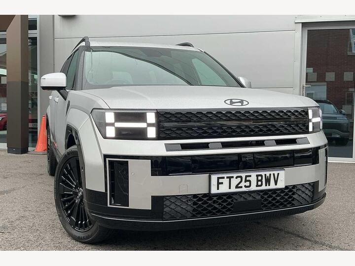 Hyundai Santa Fe 1.6 T-GDi 13.8kWh Calligraphy Auto 4WD Euro 6 (s/s) 5dr (7Seat) Hyundai Santa Fe 1.6 T-GDi 13.8kWh Calligraphy Auto 4WD Euro 6 (s/s) 5dr (7Seat)