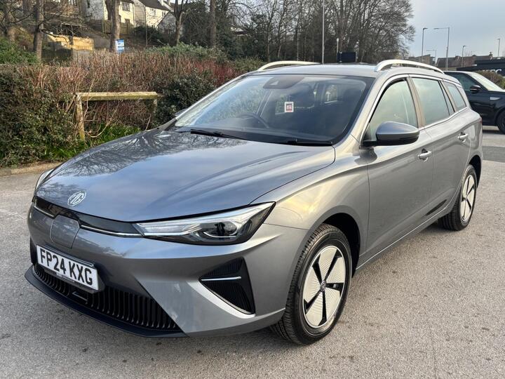 MG MG5 61.1kWh SE Long Range Auto 5dr