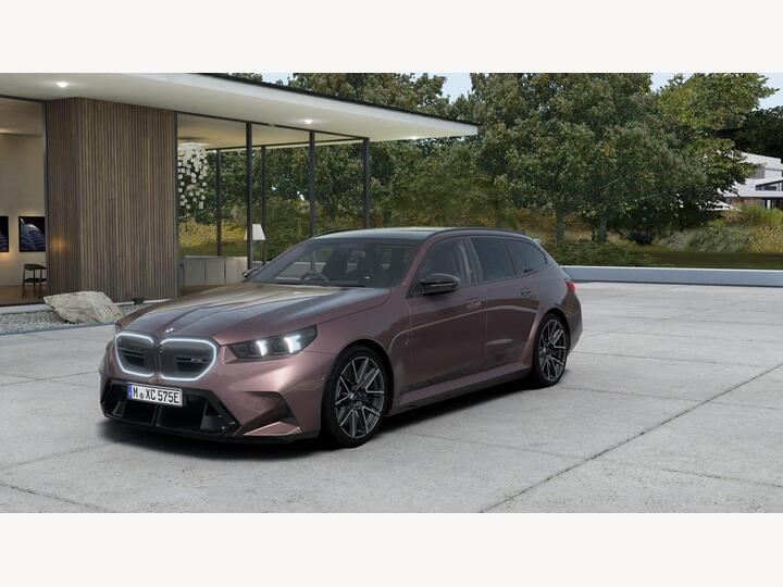 BMW M5 4.4 22.1kWh Touring Steptronic XDrive Euro 6 (s/s) 5dr