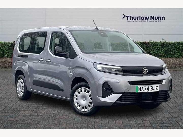 Vauxhall Combo Life Electric 52kWh Design XL MPV Auto 5dr (7.4kW Charger)