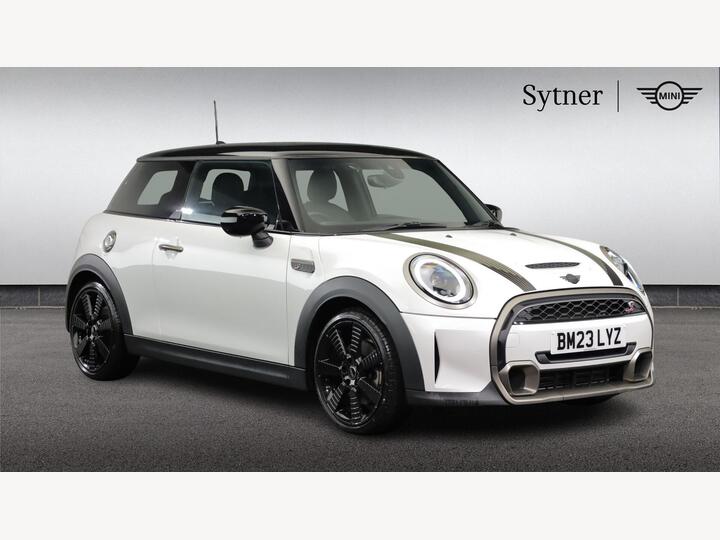 MINI Hatch 2.0 Cooper S Resolute Edition Steptronic Euro 6 (s/s) 3dr