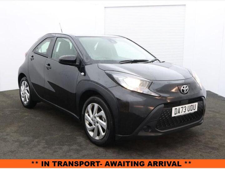 Toyota AYGO X 1.0 VVT-i Pure X-shift Euro 6 (s/s) 5dr Toyota AYGO X 1.0 VVT-i Pure X-shift Euro 6 (s/s) 5dr
