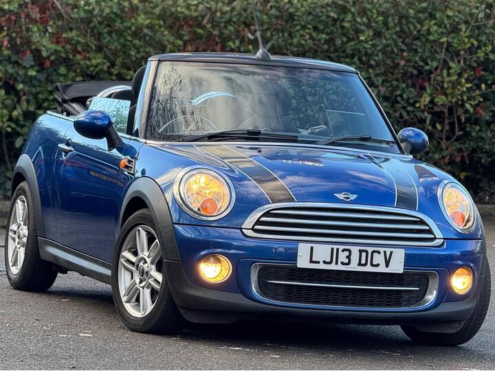 MINI Convertible 1.6 Cooper D Euro 5 (s/s) 2dr