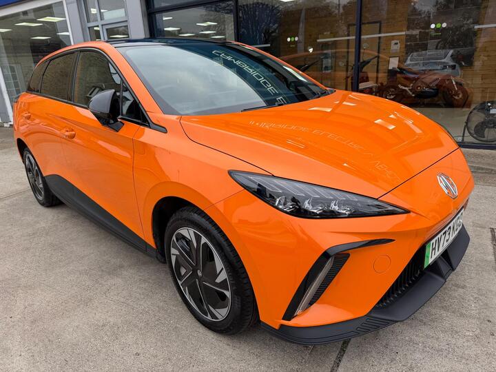 MG MG4 64kWh Trophy Long Range Auto 5dr