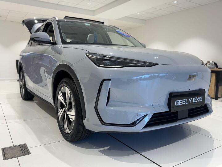 Geely EX5 60.22kWh Max Auto 5dr