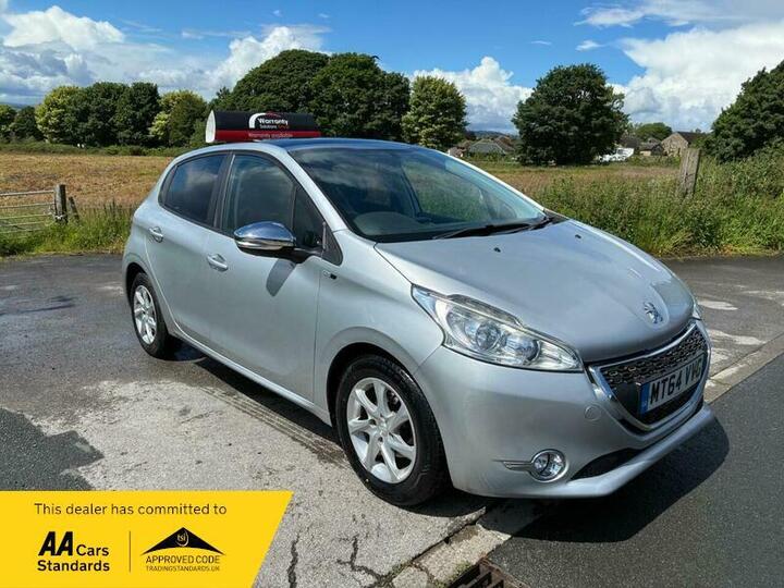 Peugeot 208 1.2 VTi PureTech Style Euro 5 5dr