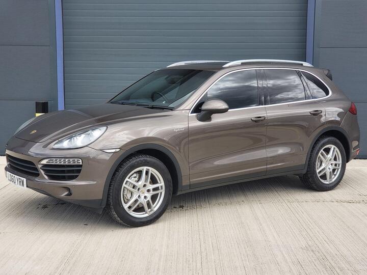 Porsche Cayenne 3.0h V6 S TiptronicS 4WD Euro 5 (s/s) 5dr