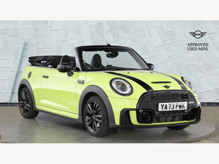 MINI Convertible 2.0 Cooper S Sport Steptronic Euro 6 (s/s) 2dr