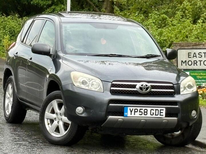 Toyota RAV4 2.2 D-4D XT-R 4WD 5dr