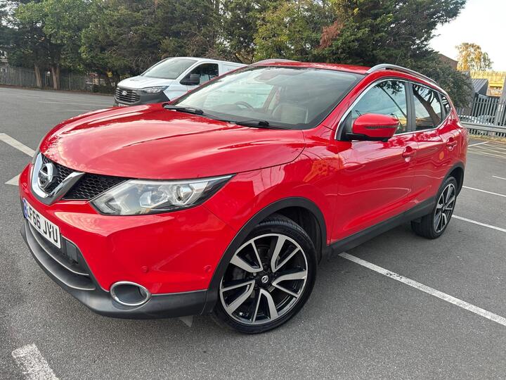 Nissan Qashqai 1.2 DIG-T Tekna XTRON 2WD Euro 6 (s/s) 5dr