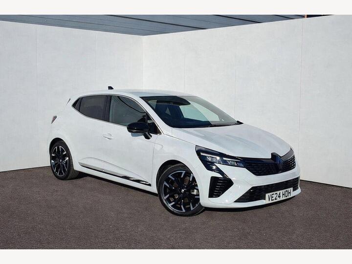 Renault Clio 1.6 E-TECH Techno Auto Euro 6 (s/s) 5dr