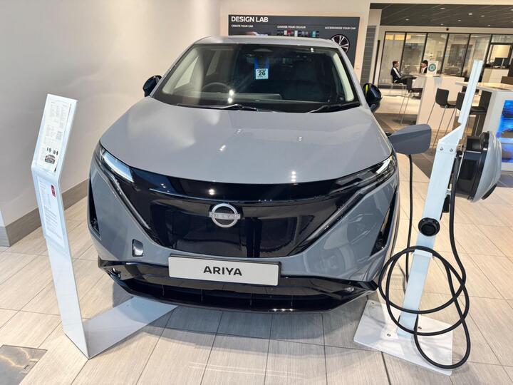 Nissan ARIYA 87kWh Advance Auto 5dr 22kW Charger