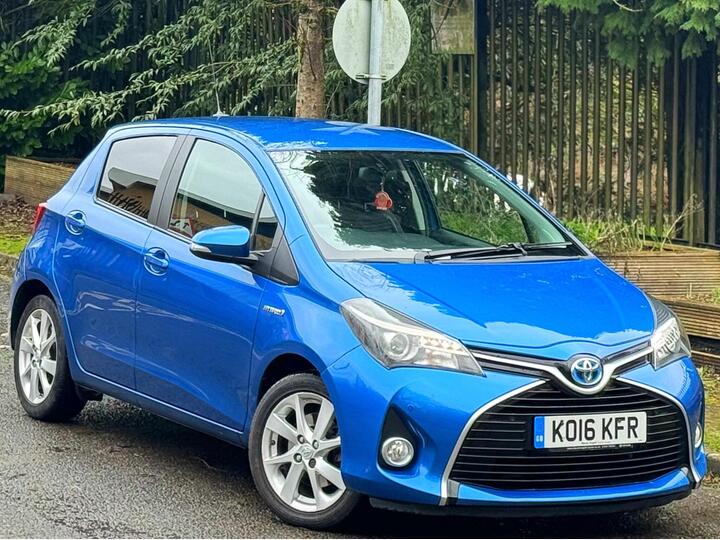 Toyota Yaris 1.5 VVT-h Excel E-CVT Euro 6 5dr (15in Alloy)