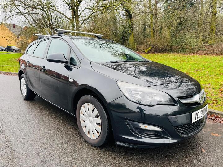 Vauxhall Astra 1.7 CDTi Exclusiv Sports Tourer Euro 5 5dr