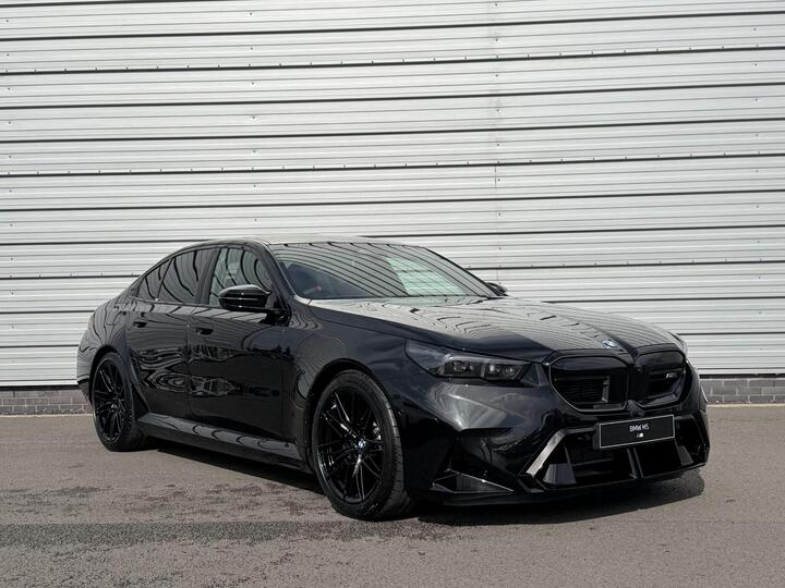 BMW M5 4.4 22.1kWh Steptronic XDrive Euro 6 (s/s) 4dr