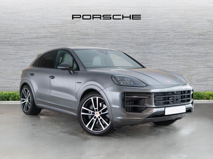 Porsche Cayenne 3.0 V6 E-Hybrid 25.9kWh Black Edition TiptronicS 4WD Euro 6 (s/s) 5dr